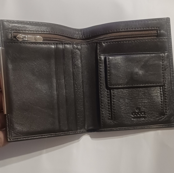 Gucci Unique Brown Bifold Wallet - Picture 3 of 5